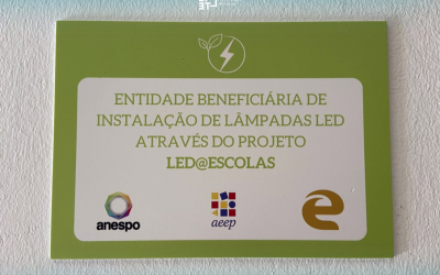Led@escolas